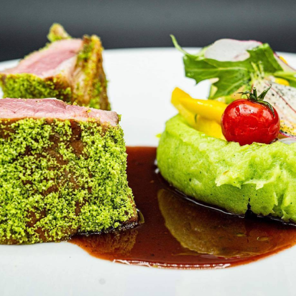 Le Restaurant - Le Mistral - Bistrot Arles - Restaurant Place Voltaire Arles