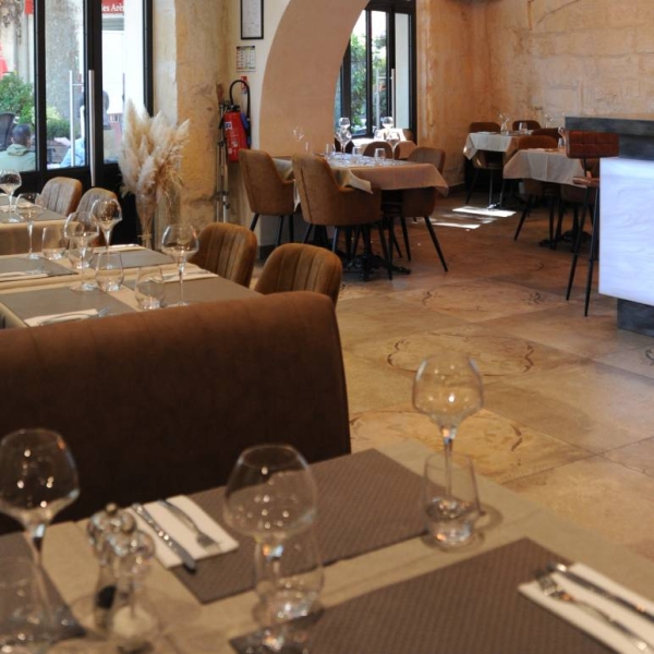 Le Restaurant - Le Mistral - Bistrot Arles - meilleur resto ARLES